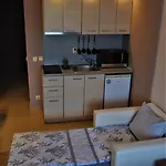In Kavatsi H1 Апартамент