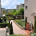 In Kavatsi H1 *