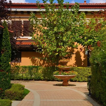 Apartment In Kavatsi H1 *
