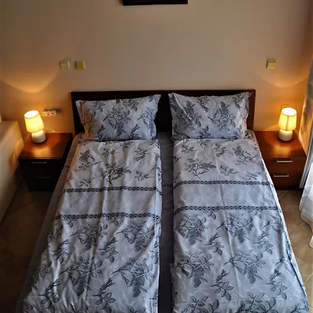 Private In Kavatsi 公寓 索佐波尔