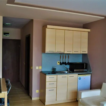 Private Studio In Kavatsi Beach Appartement *