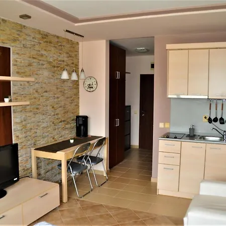 In Kavatsi H1 아파트